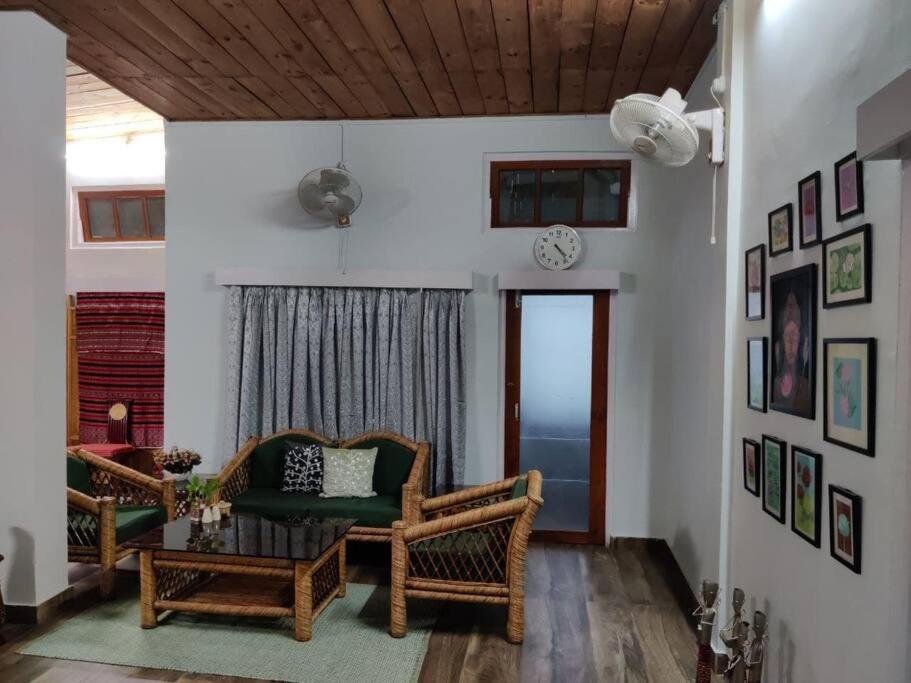 THE NOOK Rooftop Condo&Garden Guwahati Buitenkant foto